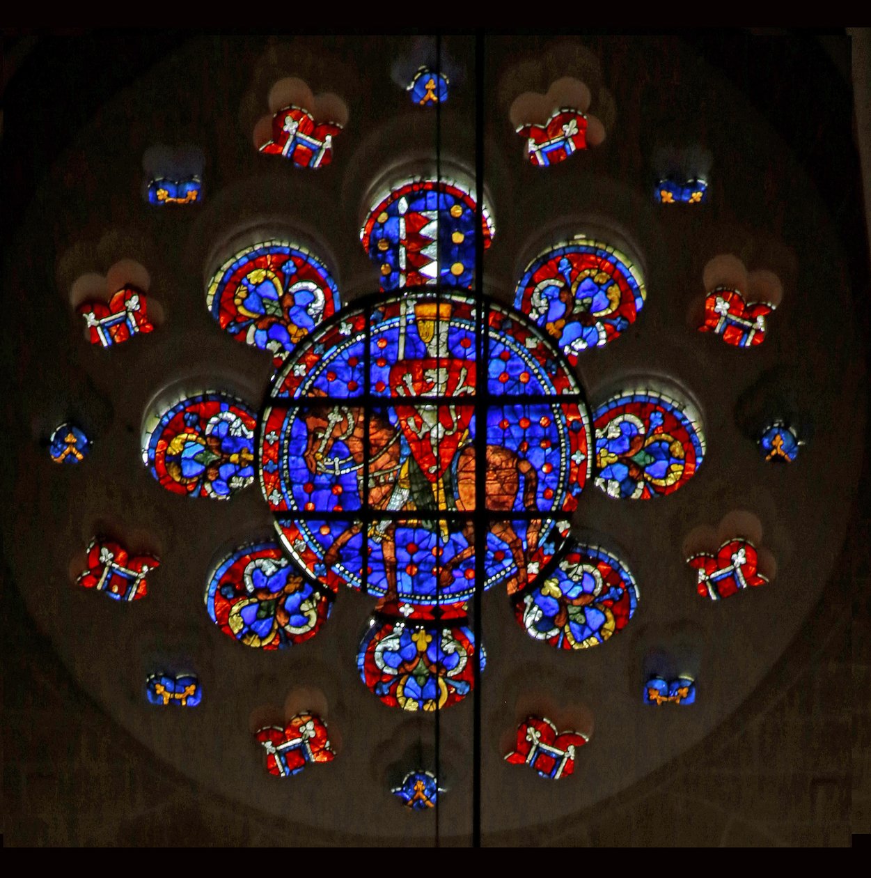 Rosettenfenster, das Simon de Montfort darstellt, Kathedrale von Chartres von French School