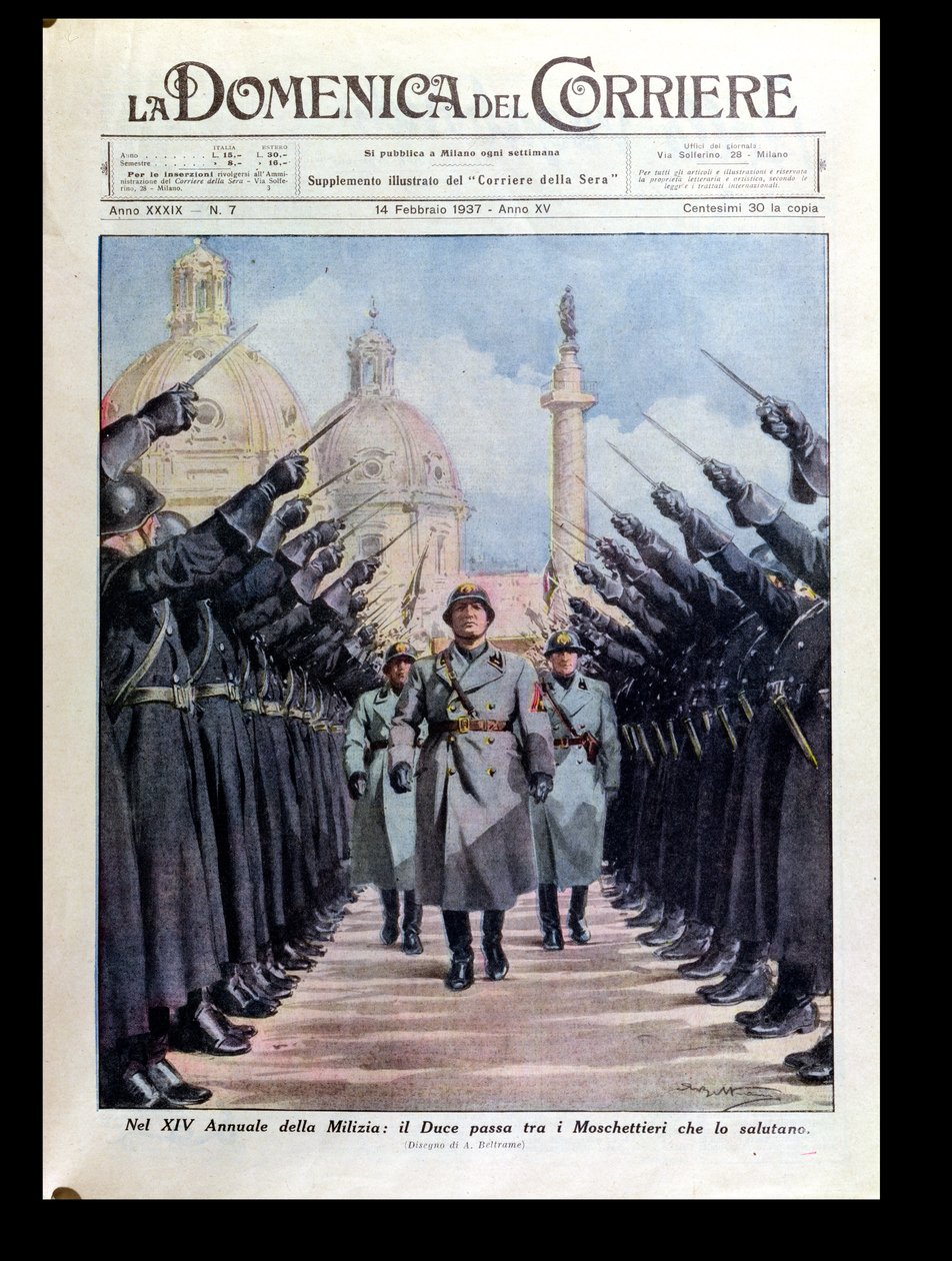 Benito Mussolini (1883-1945) inspiziert die Miliz, aus 