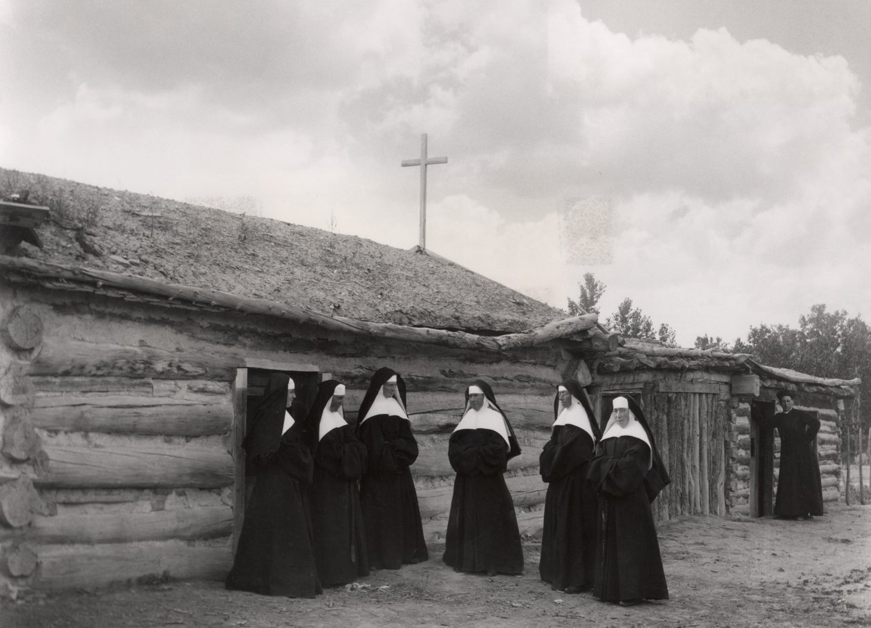 Nonnen vor der Saint Labre Mission, Ashland, Montana von American Photographer