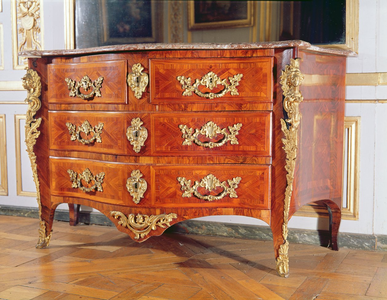 Französische Regency-Kommode, ca. 1720 von Antoine Robert Gaudreau