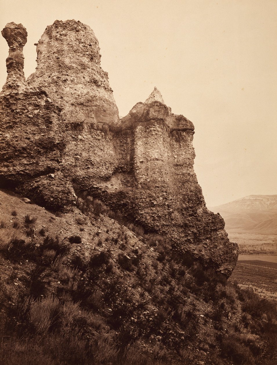 Hexenfelsen, nahe Echo City, Utah von Carleton E. Watkins
