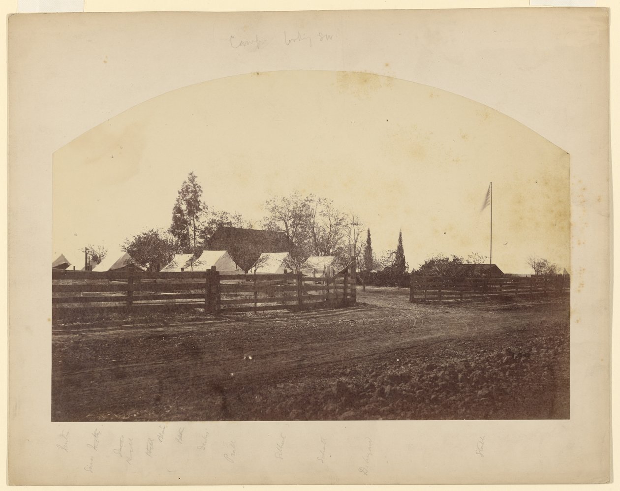 Lager mit Blick nach SW von Carleton Watkins