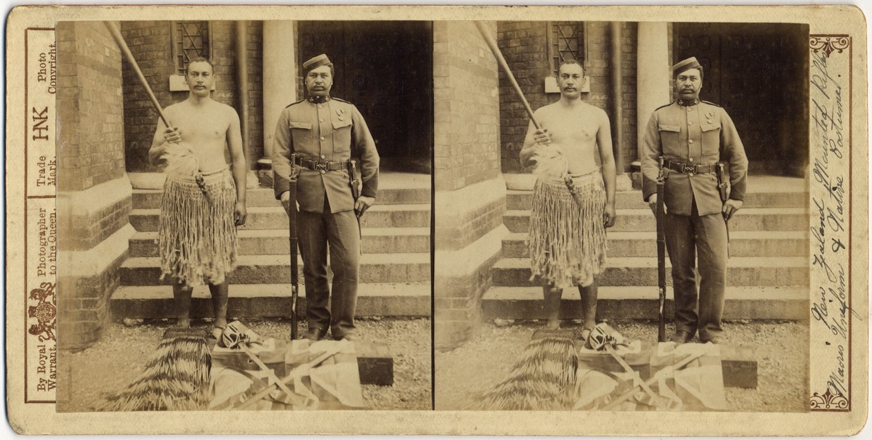 Neuseeländische berittene Gewehre. Maoris Uniform und einheimische Tracht von English Photographer