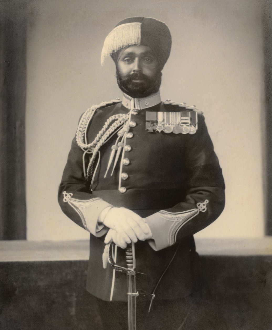 Subadar Major Ishar Singh, Bahadur VC OBI, 4. Bataillon, 15. Punjab-Regiment, 1936-37 von English Photographer