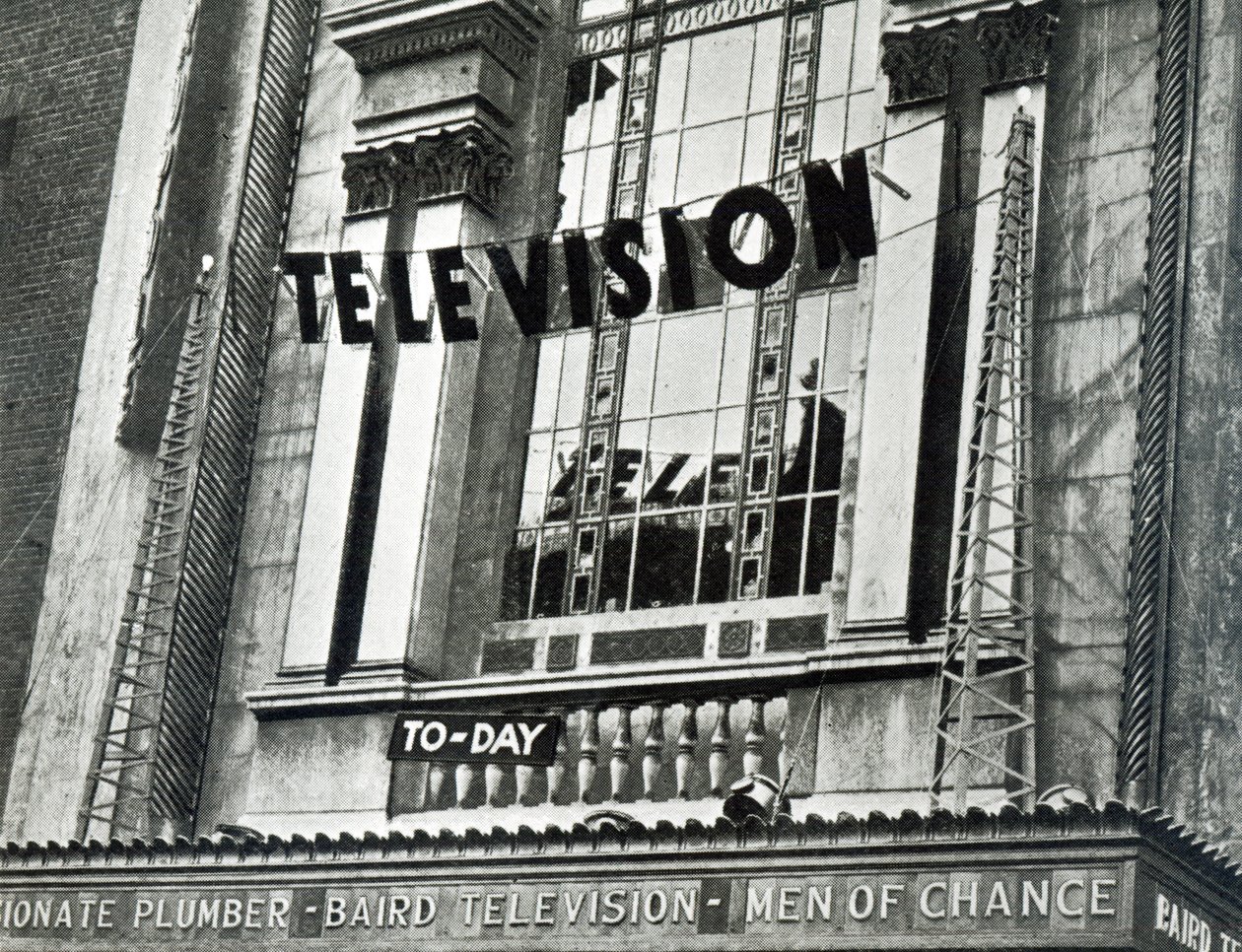 Werbung, dass Fernsehen während der Derby-Woche im Metropole gezeigt wurde, 1932 von English School