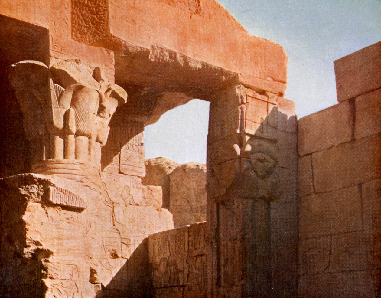 Tempel von El Medina, Ägypten von English Photographer