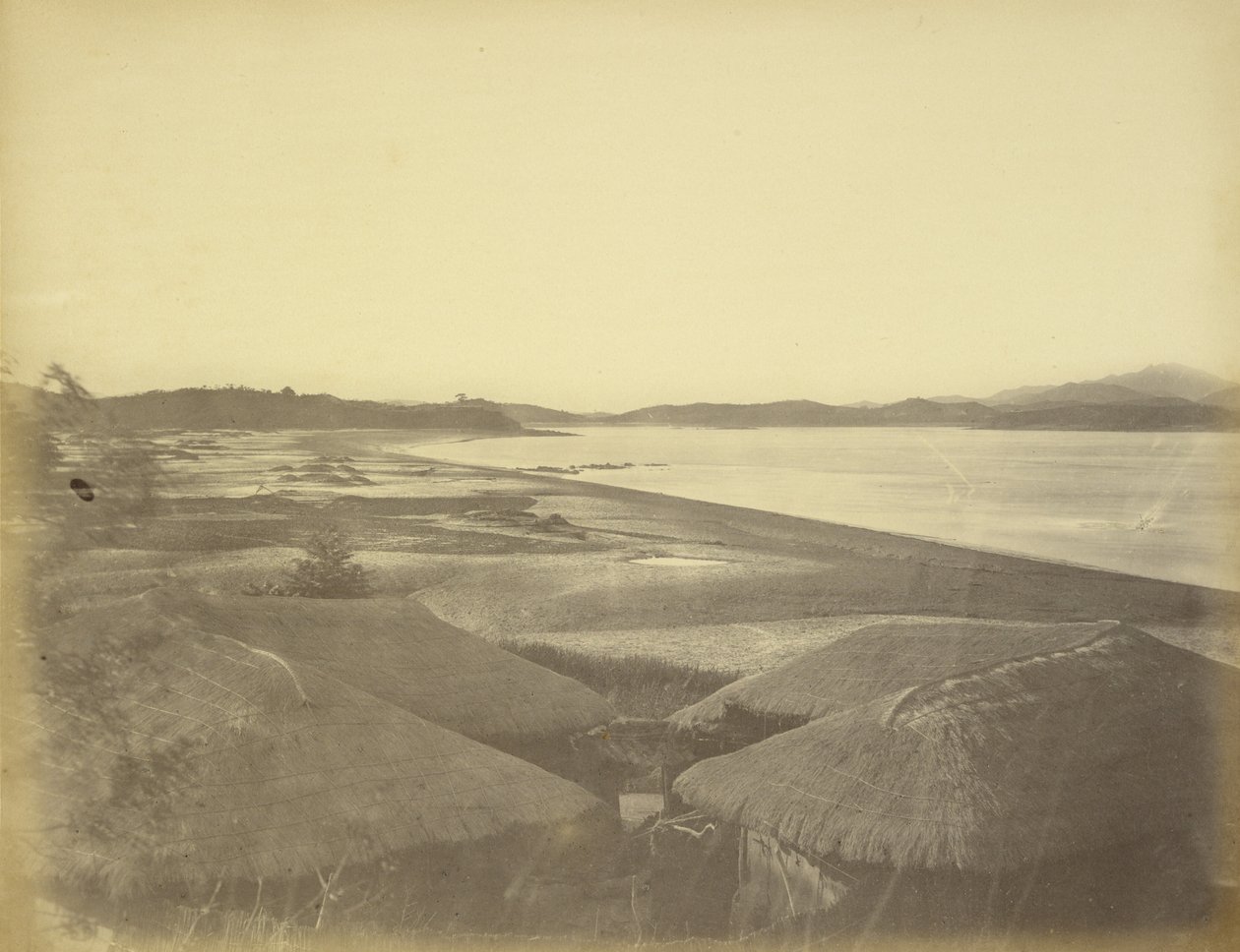 Blick von der Marine-Redoute... von Felice Beato