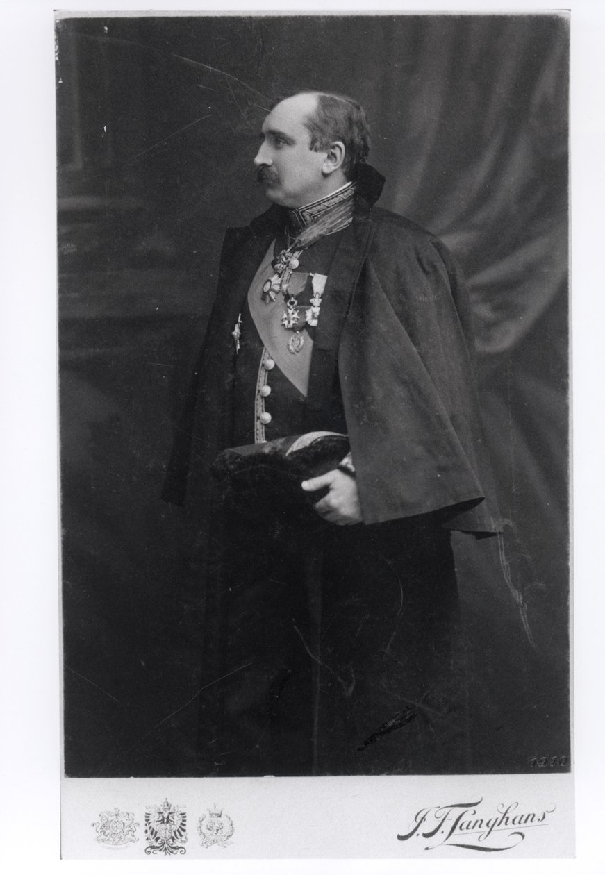 Paul Claudel (1868-1955) in seiner Botschafteruniform, Prag, ca. 1910-11 von French Photographer
