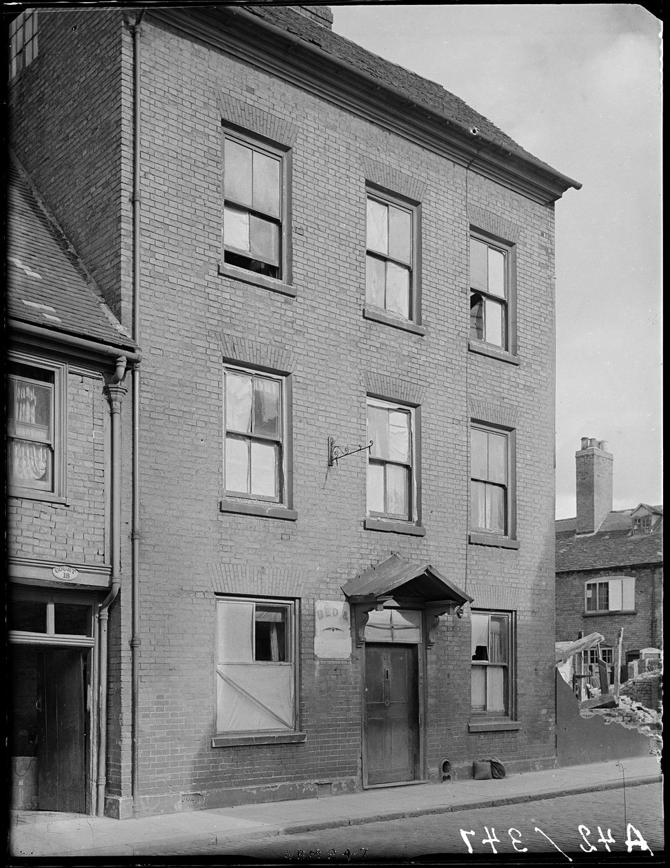 Little Park Street, Coventry, 1941 von George Bernard Mason