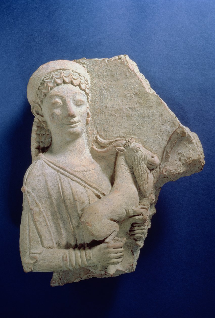 Relief einer Frau, die eine Ziege hält, archaische Periode, ca. 500 v. Chr. von Greek