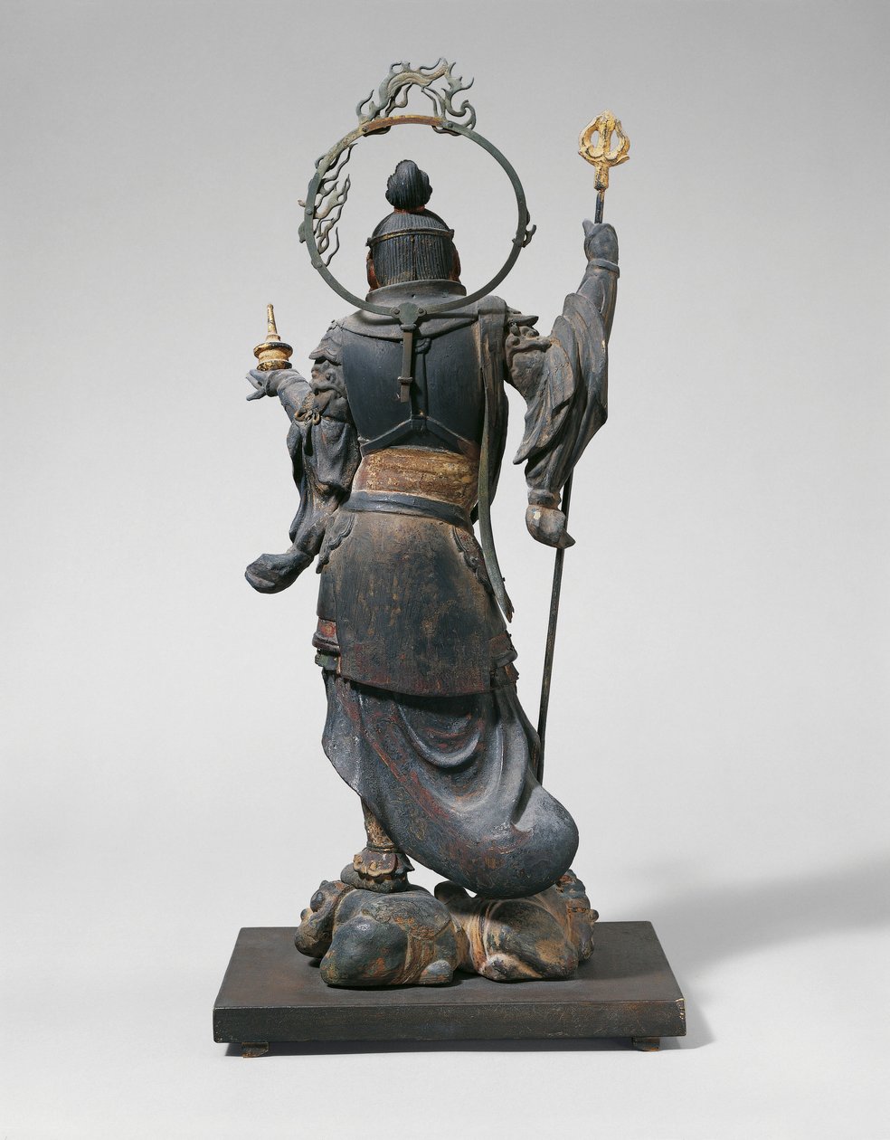 Bishamonten, polychromiertes Holz mit Kristall, Blattgold und Metall von Higo Busshi Jkei