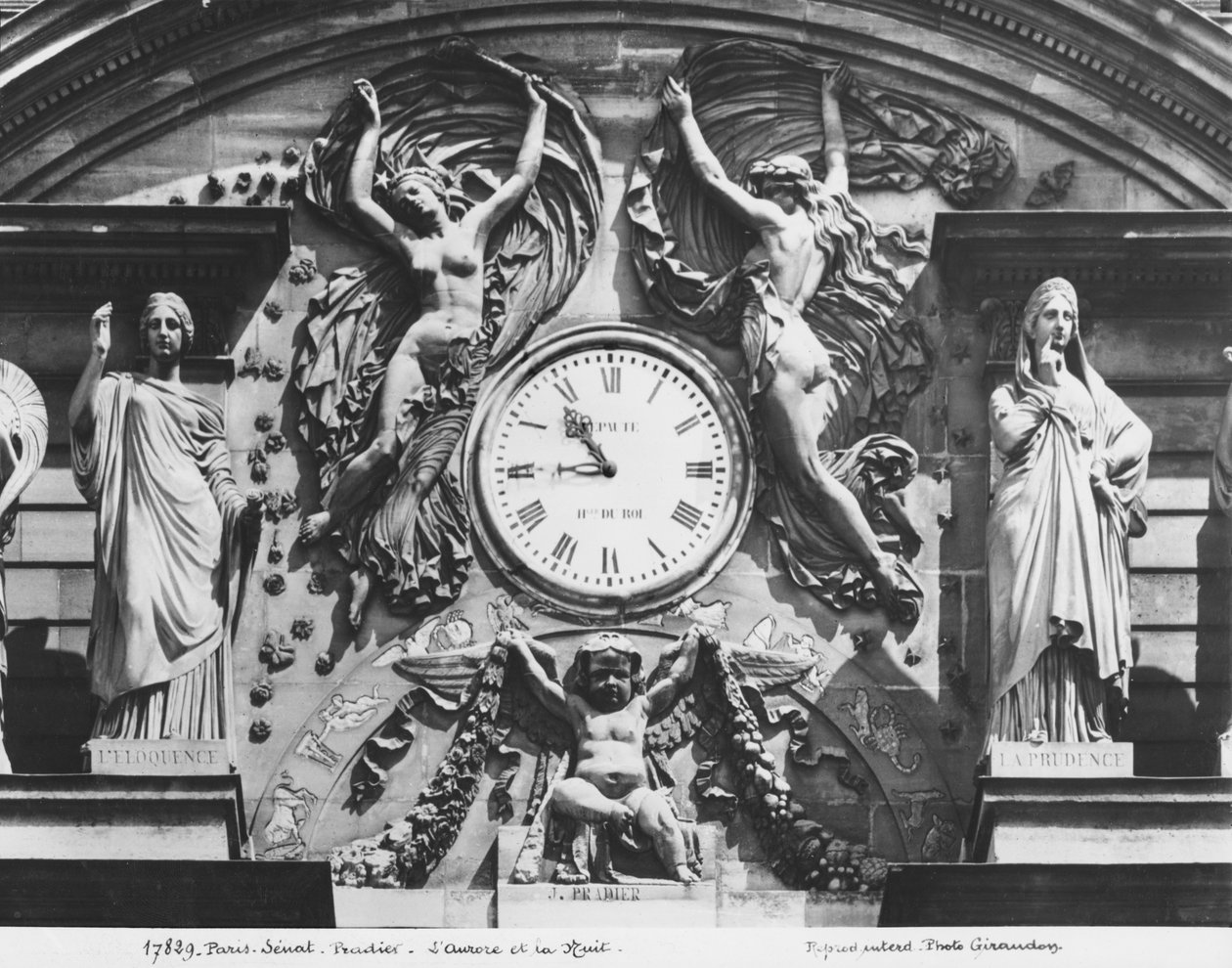 Giebel des Palais du Luxembourg, 1840 (Detail) von James Pradier