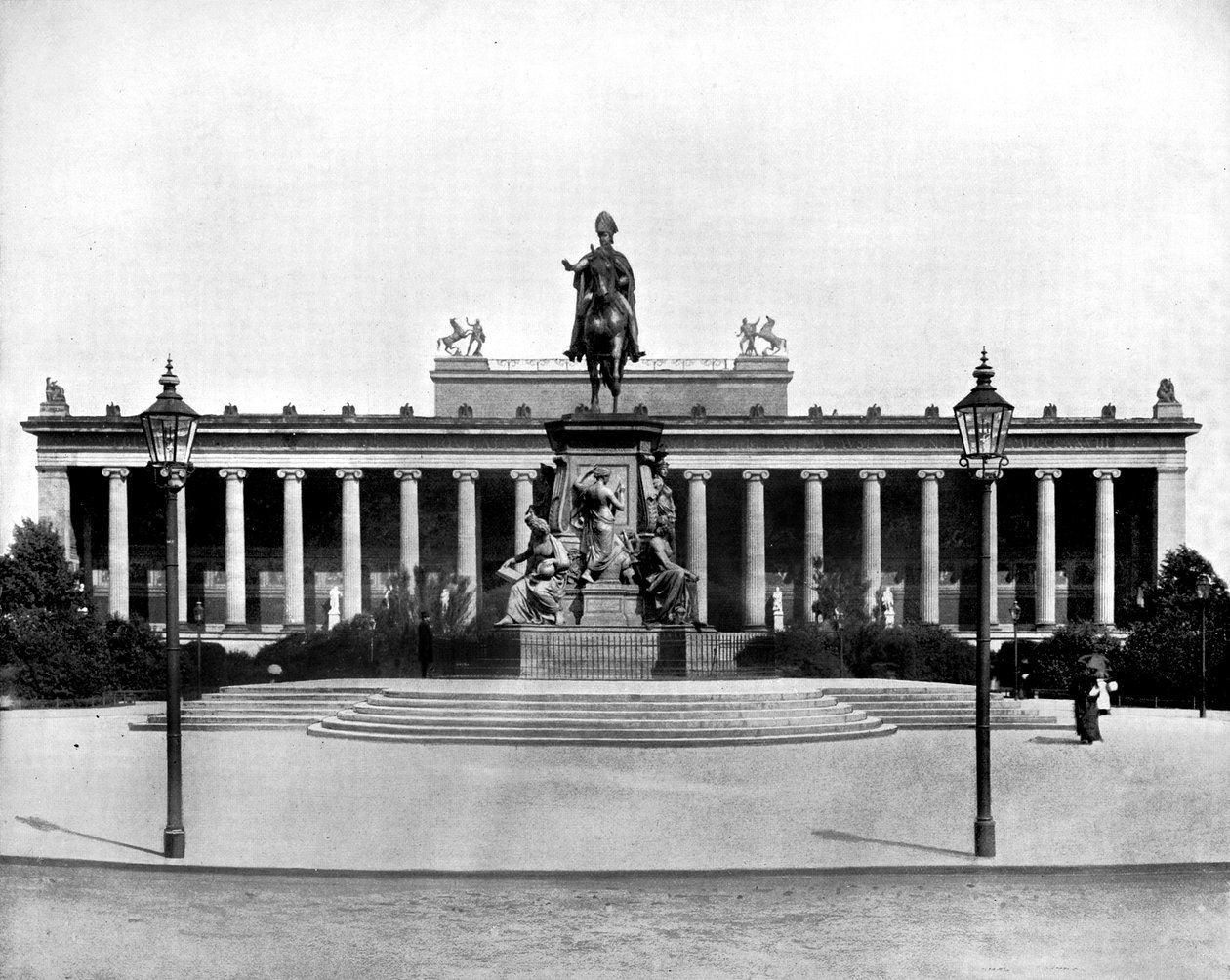 Das Königliche Museum, Berlin, 1893 von John L. Stoddard