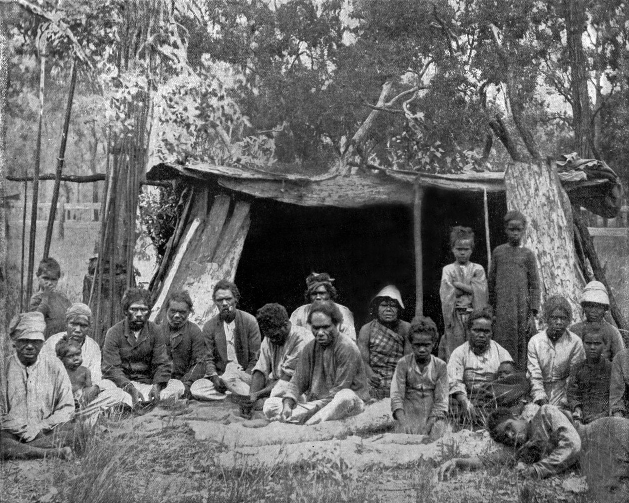 Einheimische in Queensland (Australien) (s/w Foto) von John Lawson Stoddard