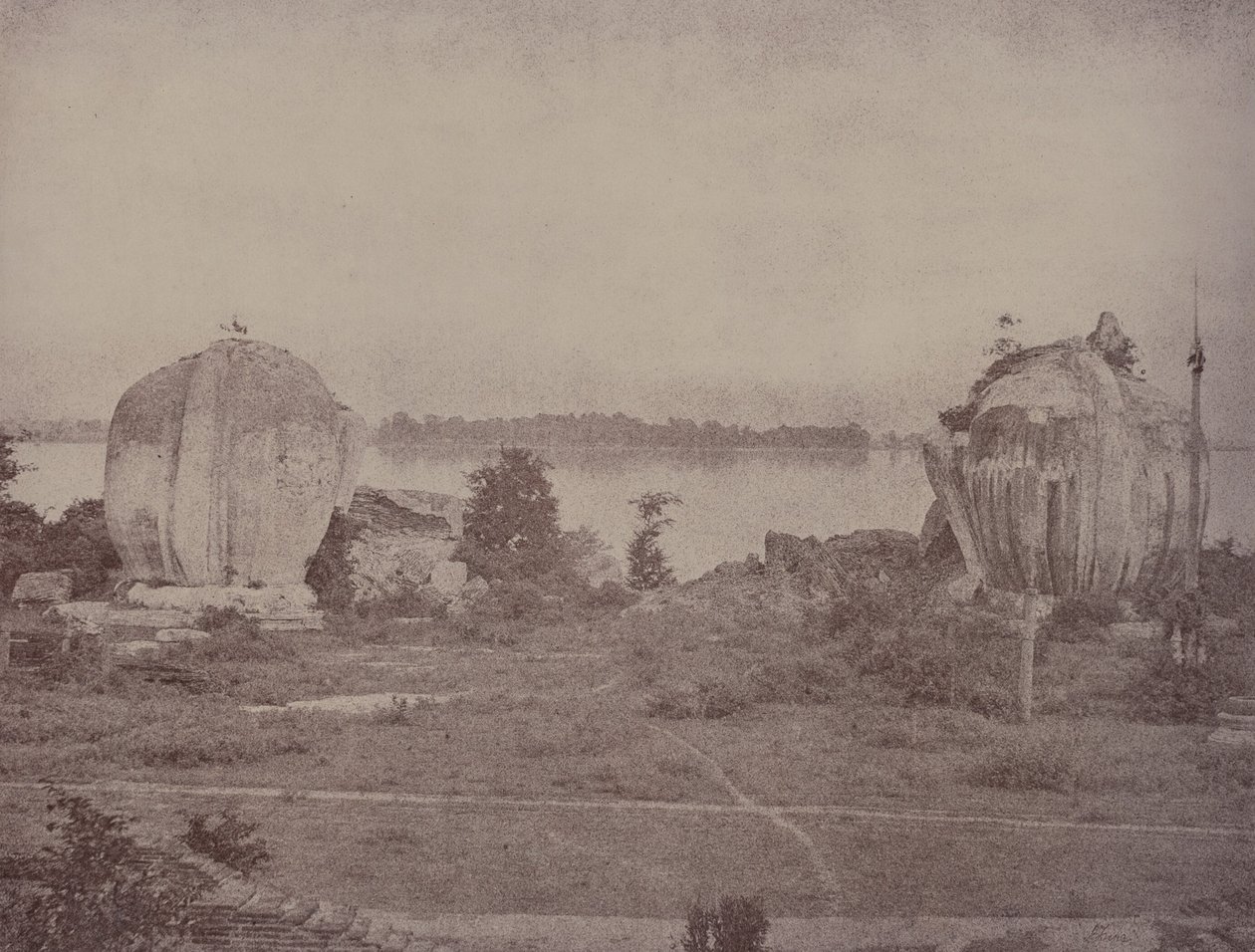 Mengoon: Ruinierte Greifen von Linnaeus Tripe