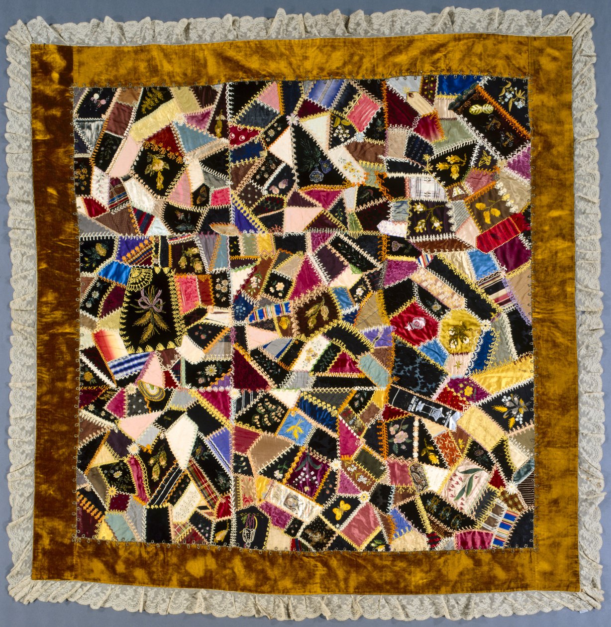 Crazy Quilt, 1887 oder später von Louisa Joiner