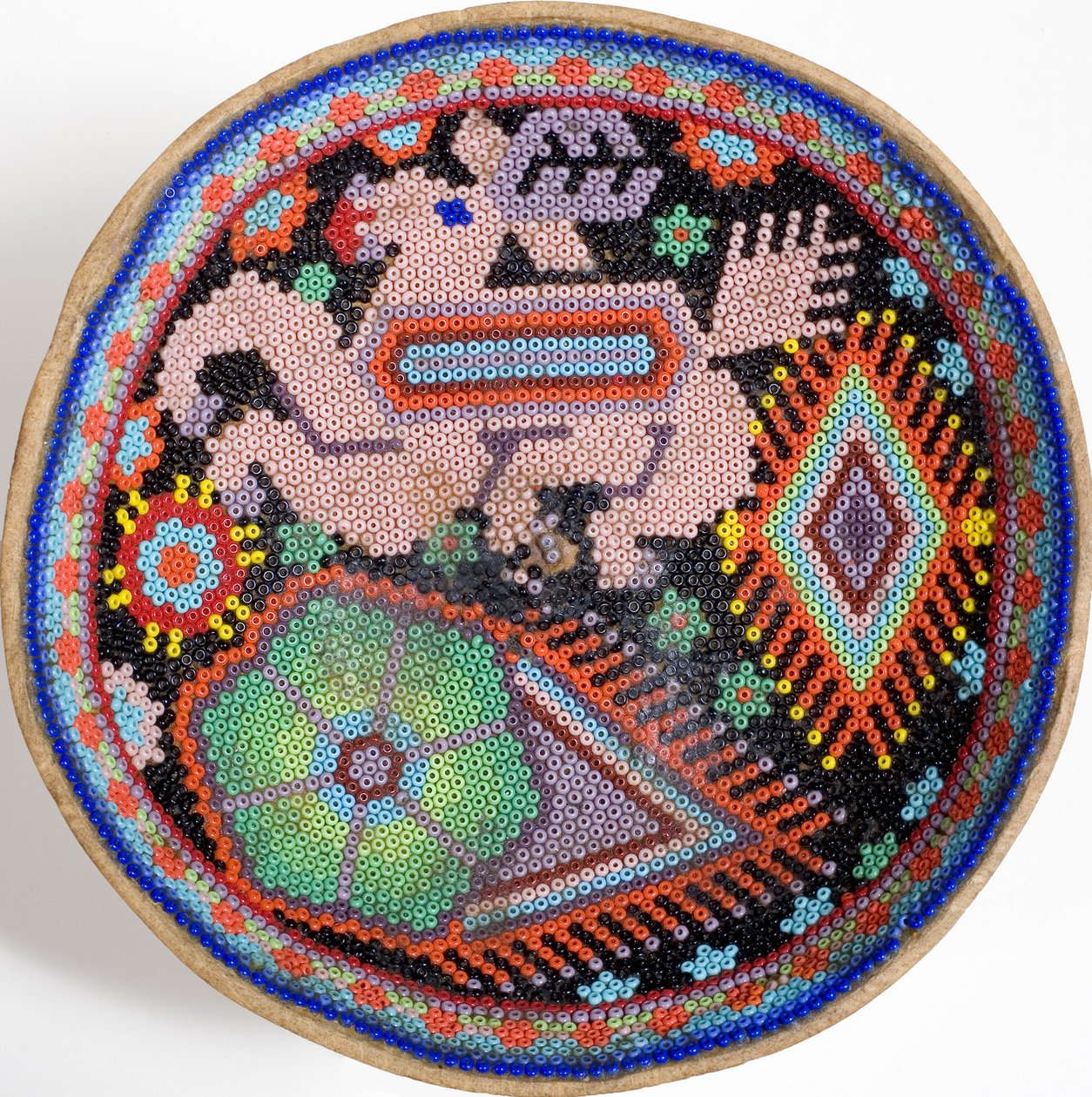 Huichol-Schale aus der Sierra Madre, Mexiko von Mexican School