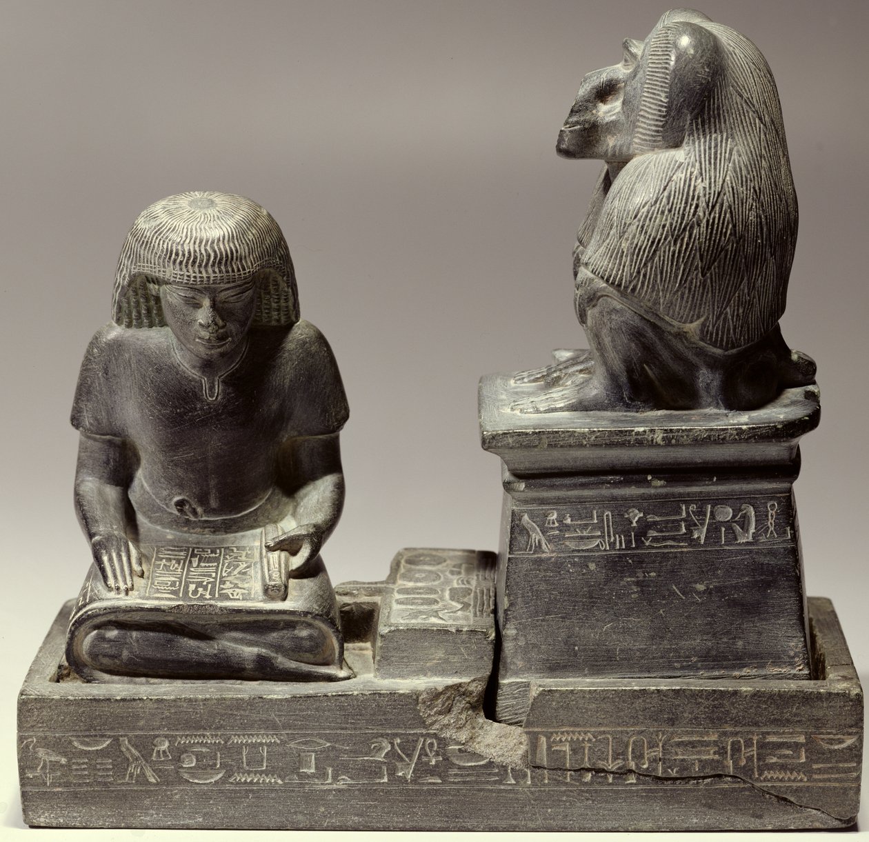 Der königliche Schreiber Nebmertuf schreibt unter dem Schutz des Mondgottes Thoth von New Kingdom Egyptian
