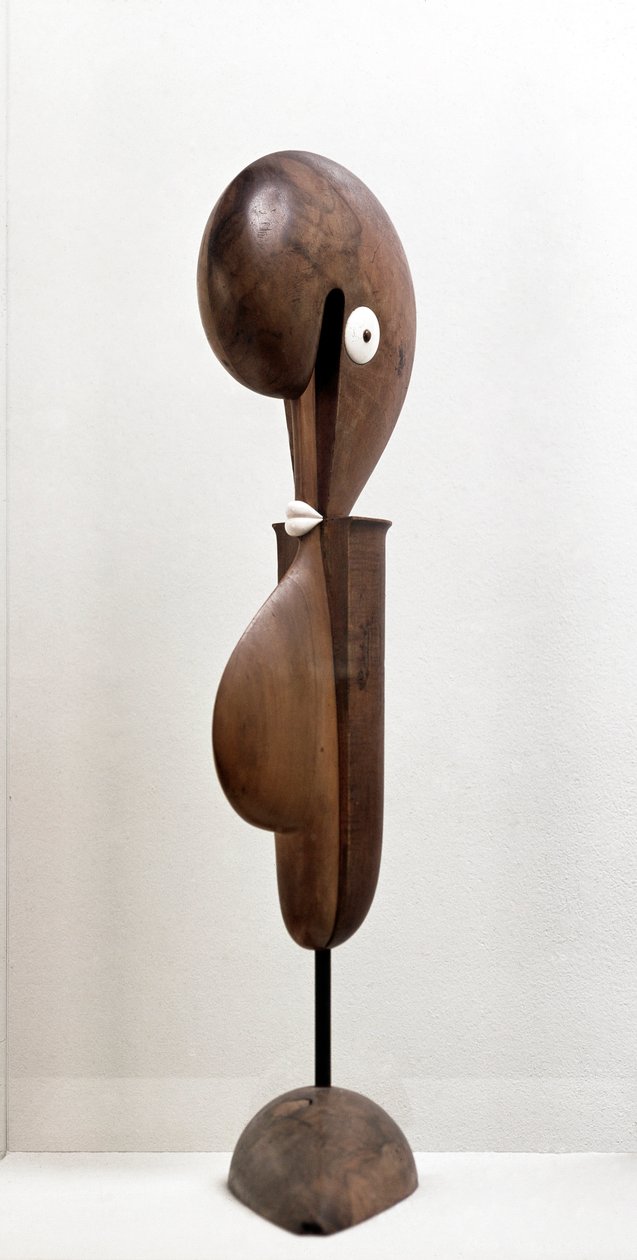 Groteske (Holzskulptur). von Oskar Schlemmer