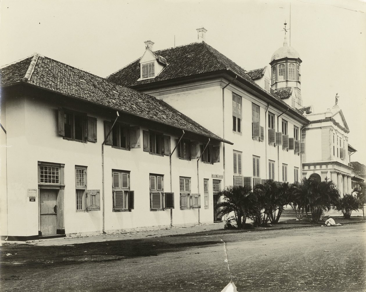 Niederländische Gebäude in Batavia von Oudheidkundige Dienst