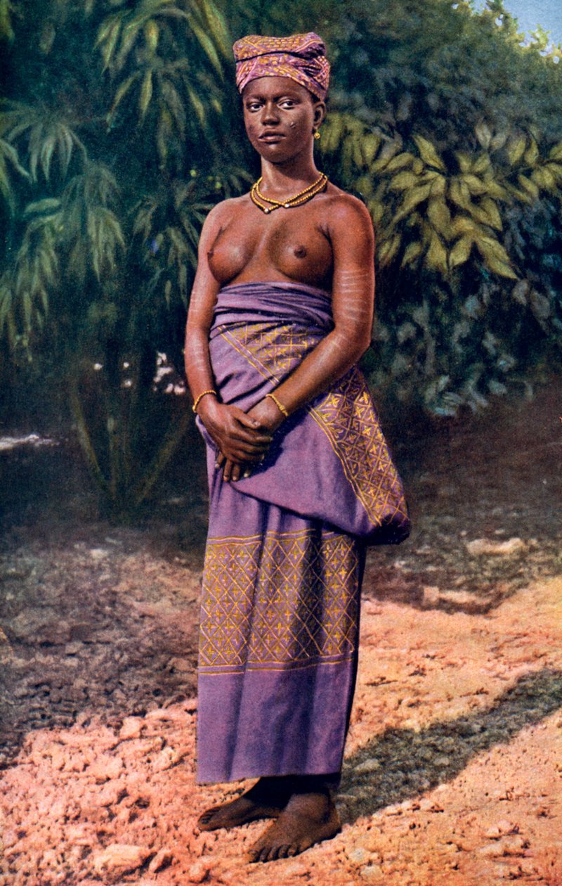 Eine Frau aus Accra, Ghana, 1922 von P. A. McCann