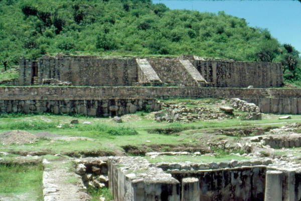 Plattformen im Zentralplatz von Pre Columbian Pre Columbian