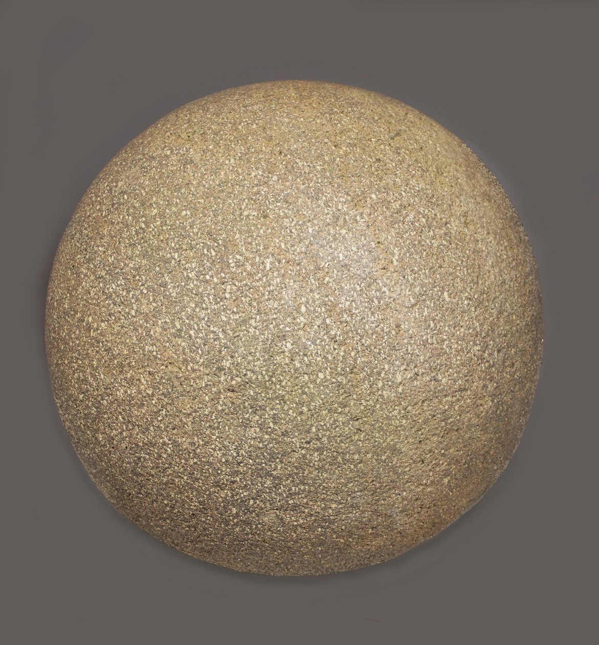Kugel, 800-1550 (Andesit) von Pre Columbian Pre Columbian