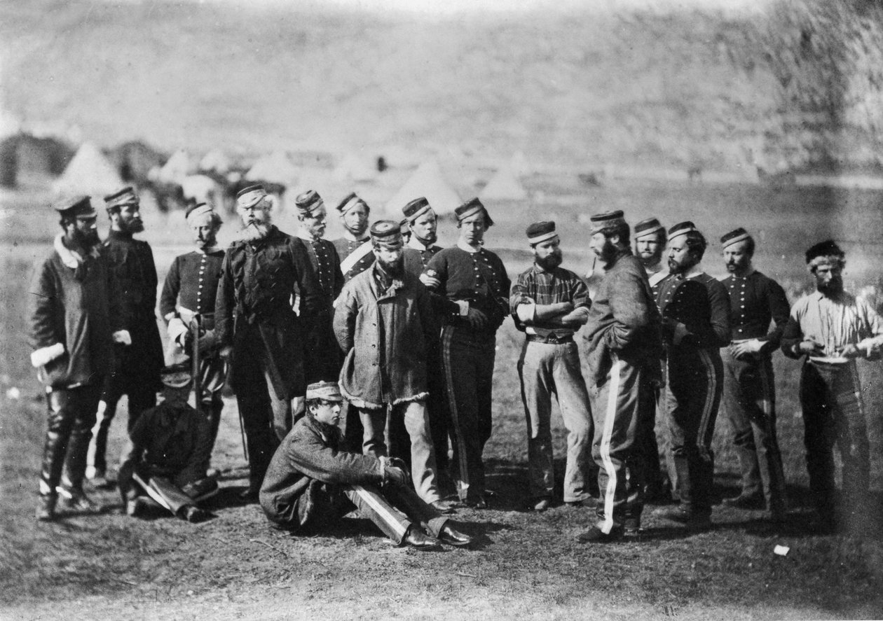 Überlebende des 13. Regiments der leichten Dragoner nach der Schlacht von Balaklawa, 1854, 1855 von Roger Fenton