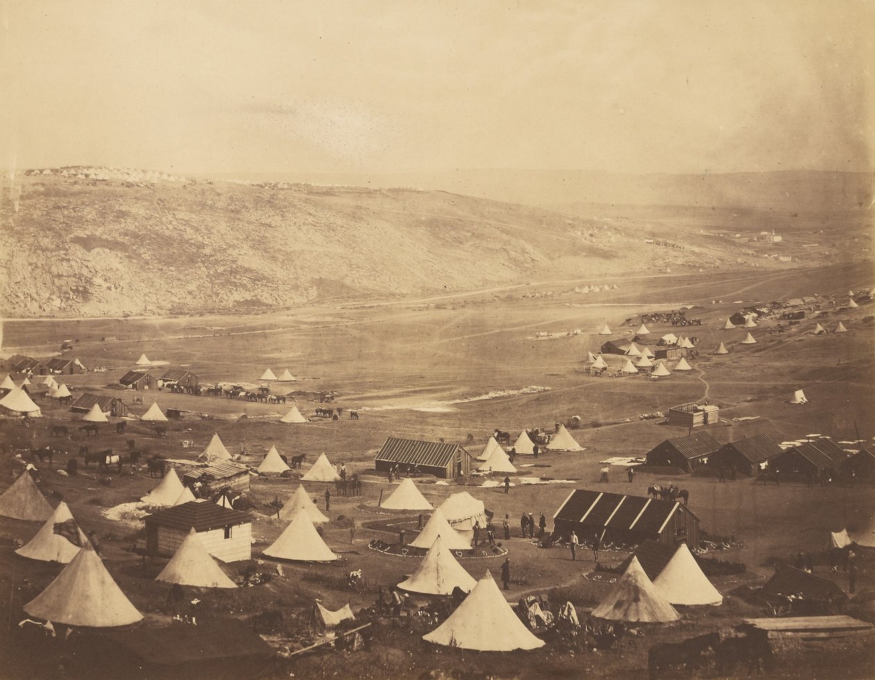 Kavallerielager, Blick Richtung Kadikoi. von Roger Fenton