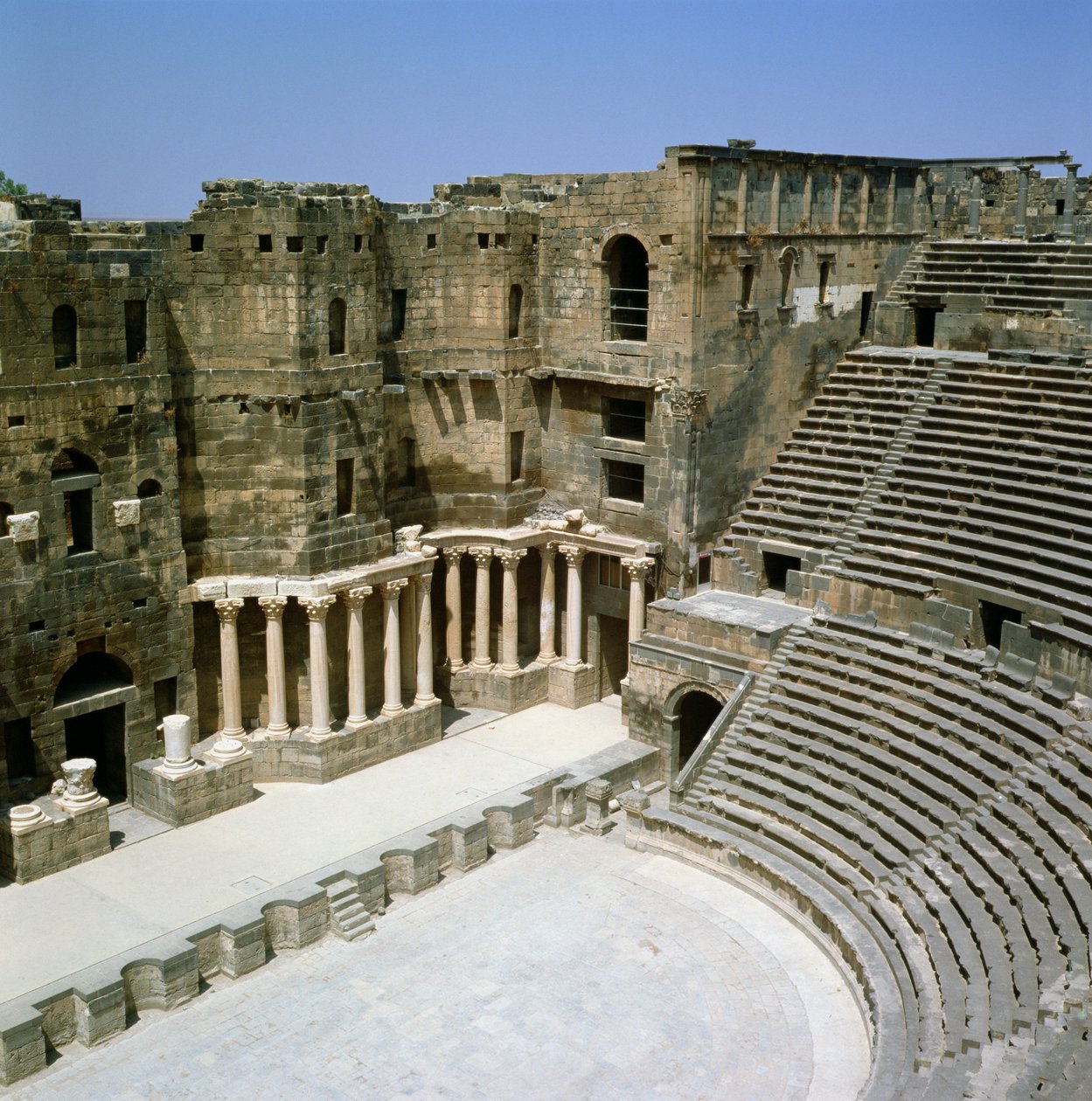 Römisches Theater in Bosra (Busra), Syrien, antike Hauptstadt der Provinz Arabia, ca. 5. Jahrhundert von Roman