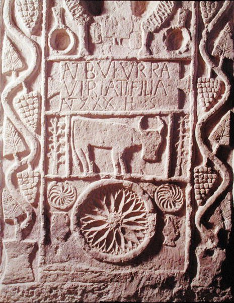 Stele von Buturra, Tochter von Viriathus (180-139 v. Chr.), Häuptling der spanischen Lusitaner von Roman Roman
