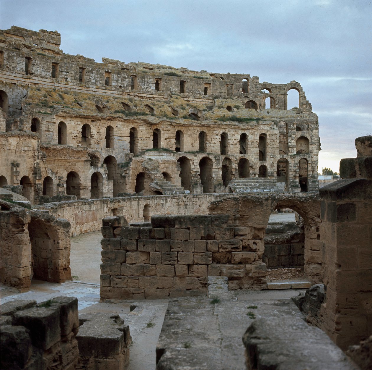 Amphitheater von El Djem, ca. 238 n. Chr. von Roman