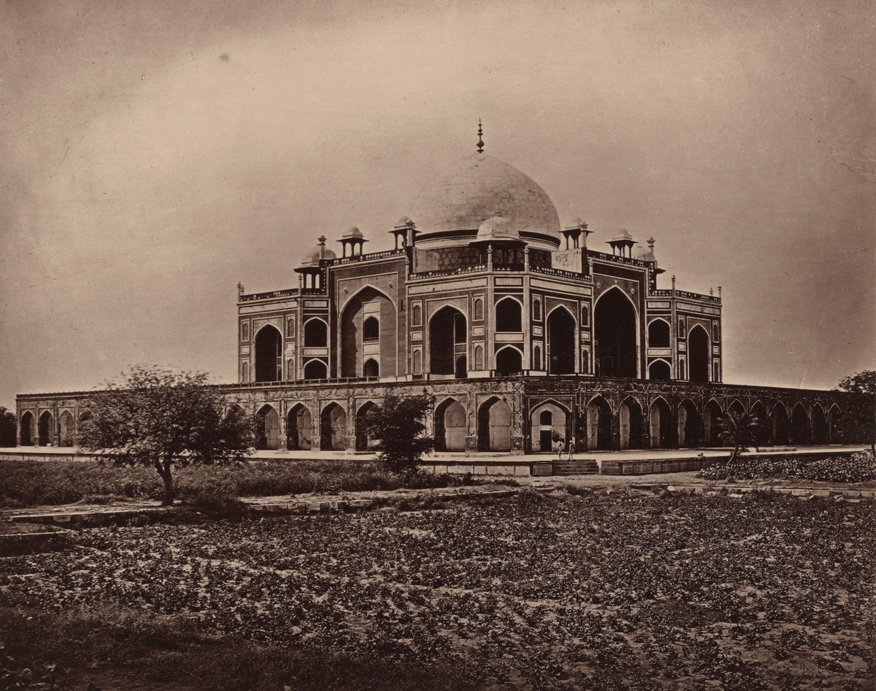 Grab des Kaisers Humayun von Samuel Bourne