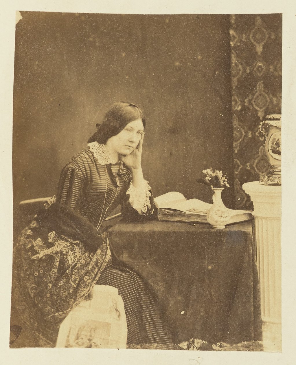 Porträt einer Frau von Sir John Joscelyn Coghill