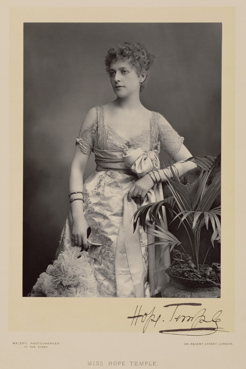 Miss Hope Temple, Porträtfotografie von Stanislaus Walery