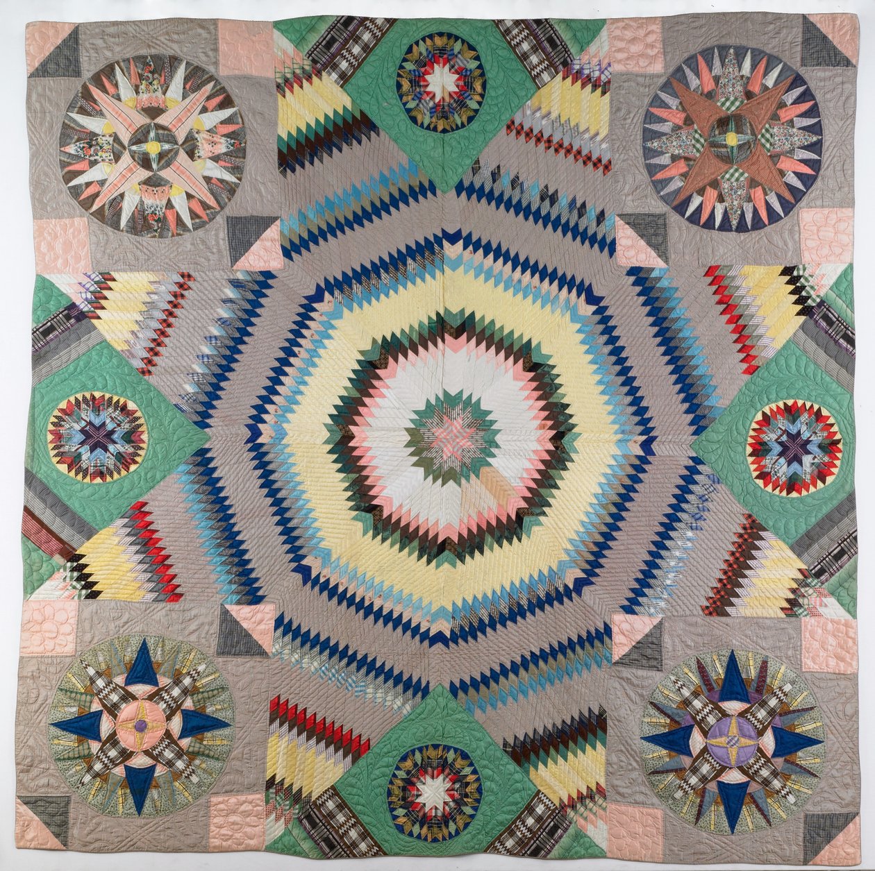 Gepatchte Steppdecke von Susan F. Wyman