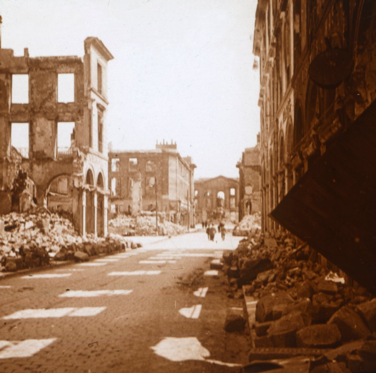 Place Royal, Reims, Nordfrankreich, ca. 1914-1918 von Unbekannt