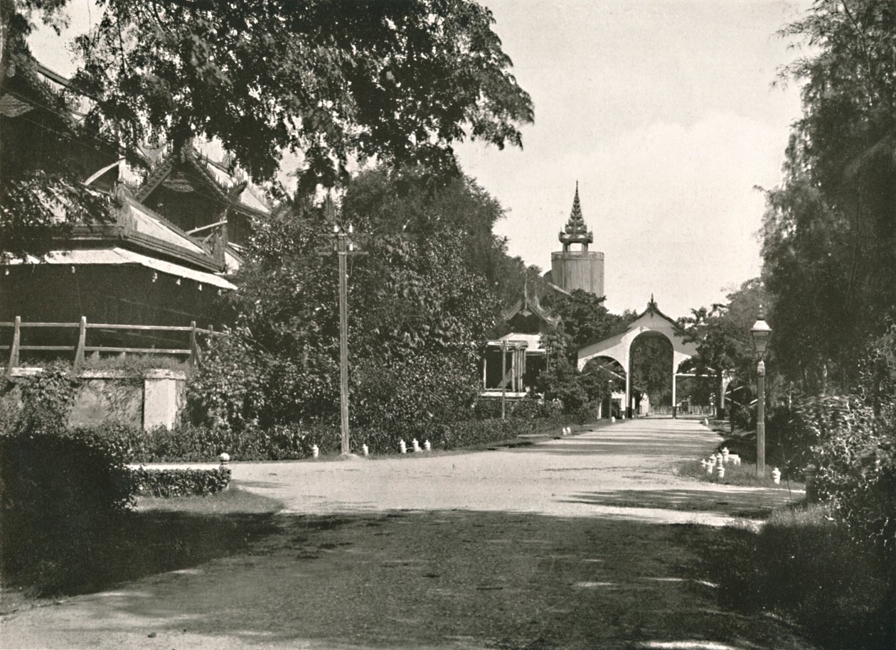Wachturm der Königin, der Palast, Mandalay, 1900 von Unbekannt