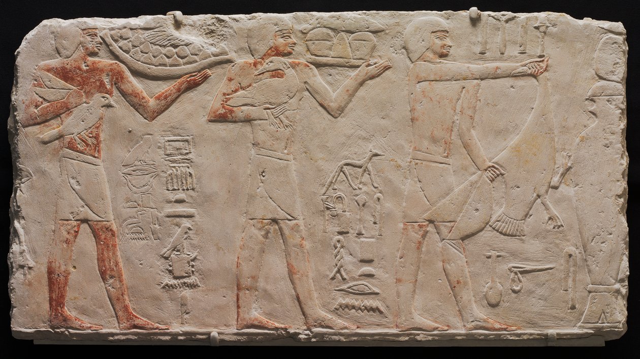 Relief von drei Opferträgern von Unknown artist