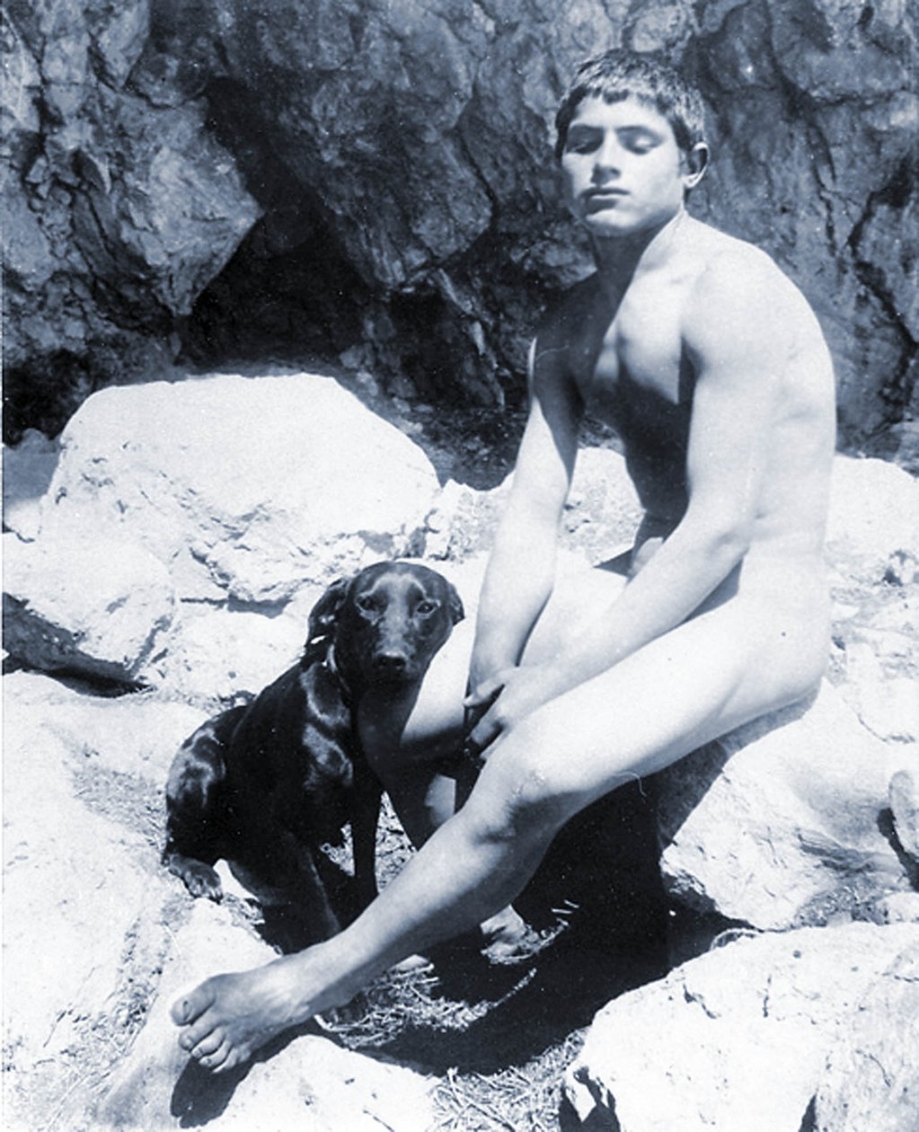 Studie eines nackten Jungen mit Hund, ca. 1901 von Baron Wilhelm von Gloeden