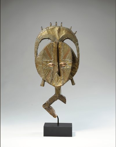 Mbulu Ngulu, Eine Kota Reliquiarfigur von African School