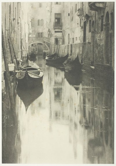 Ein venezianischer Kanal, 1894, gedruckt 1897 von Alfred Stieglitz