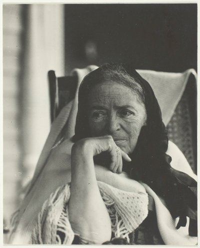 Hedwig Stieglitz, 1921-22 von Alfred Stieglitz