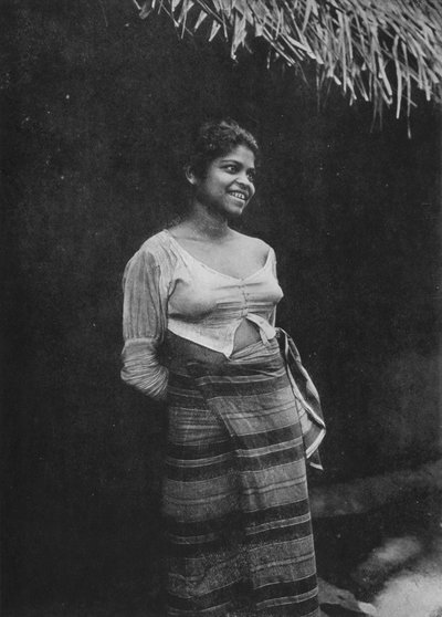 Singhalesische Dorfschönheit, ca. 1890, 1910 von Alfred William Amandus Plate