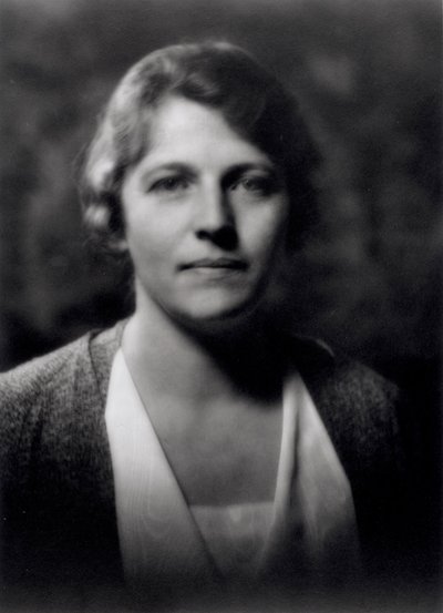 Pearl Buck (1892-1973) von Arnold Genthe