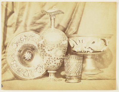 Geschirr mit Emailmustern von Augustus W. Franks