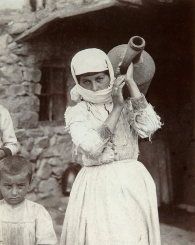 Armenisches Landmädchen, Jerewan, Armenien, 1880er von Dmitri Ivanovich Yermakov