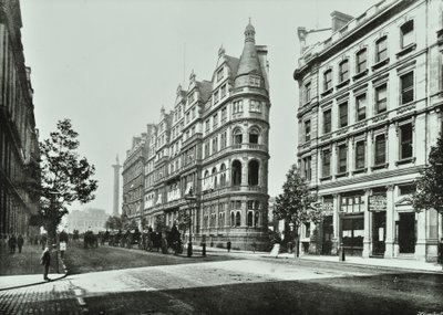 Northumberland Avenue, 1895 von English Photographer