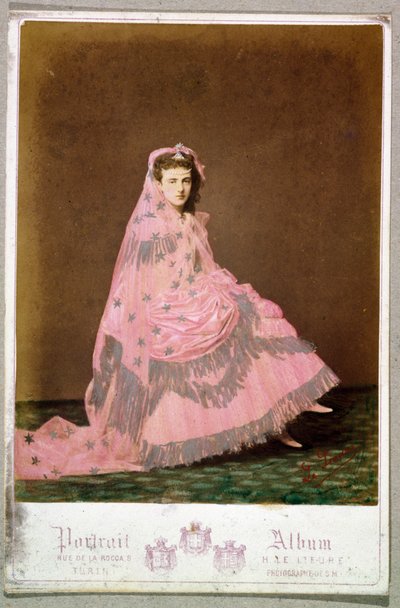 Postkarte mit Frau im Kostüm von English School
