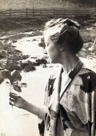 Das Maiapfelblatt von Eva Lawrence Watson Schutze
